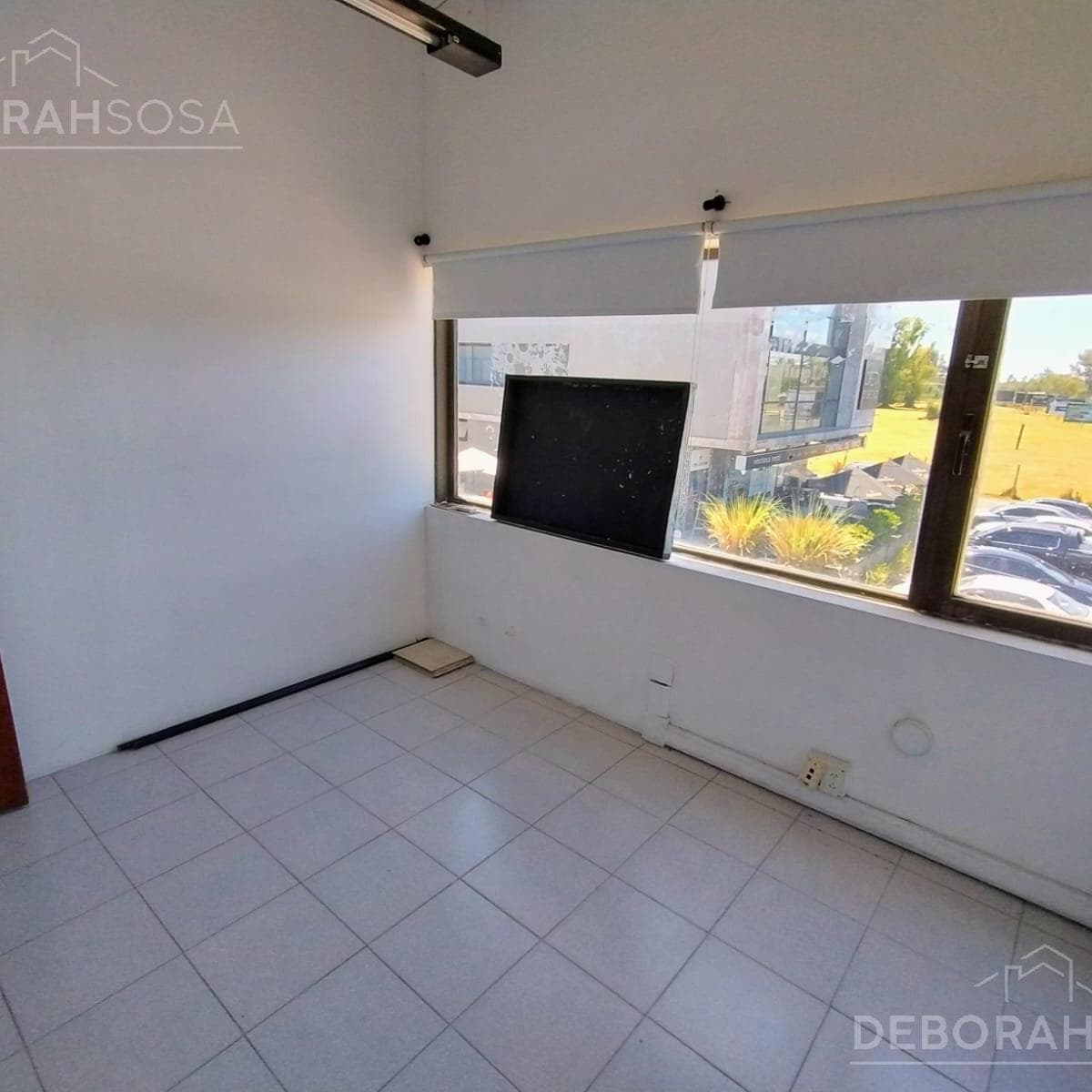Oficinas en Santa Maria de Tigre 1