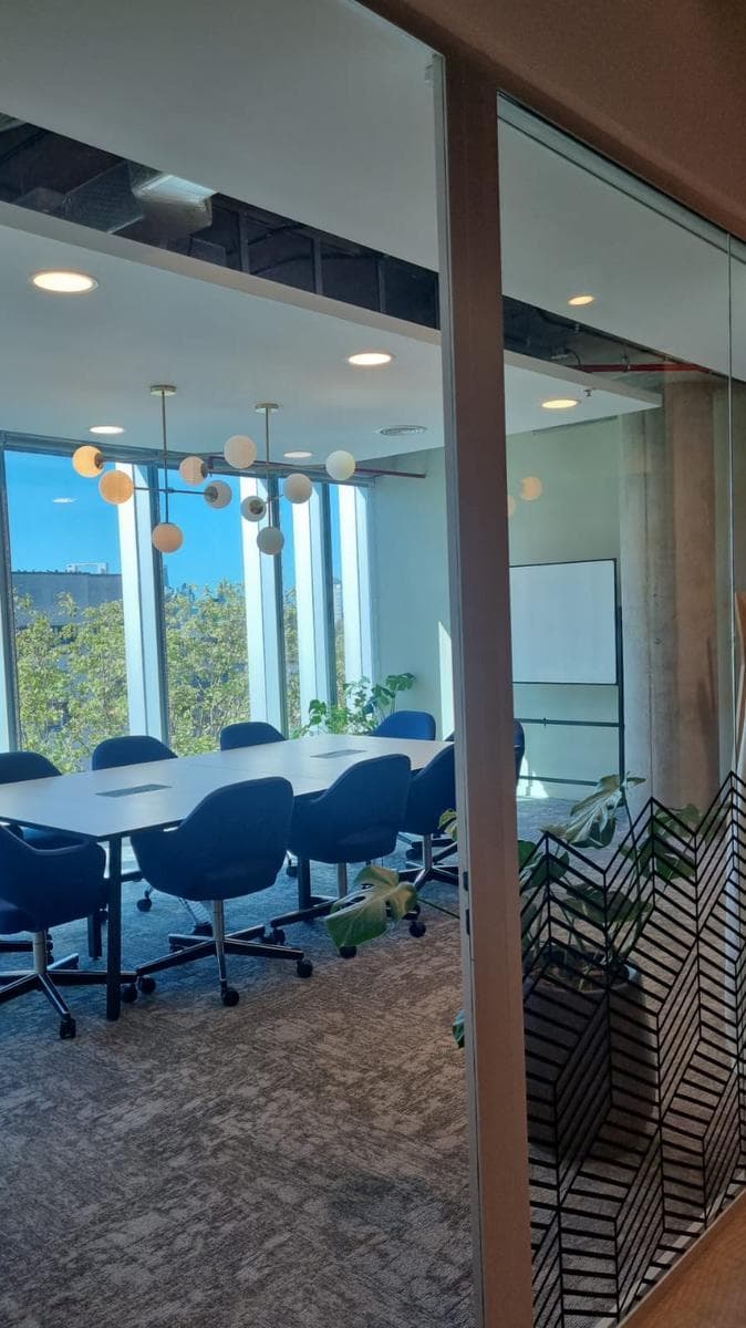 Oficinas en Alquiler - Edificio Plaza - Distrito Quartier 4