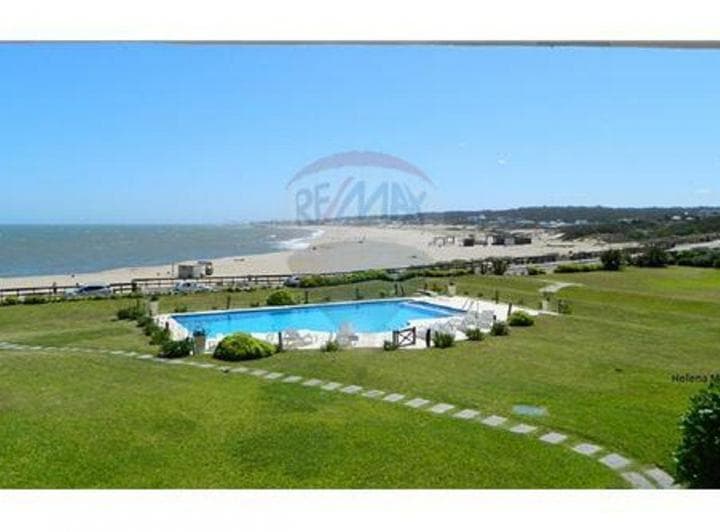 Manantiales en alquiler 4 dormis piscina 1