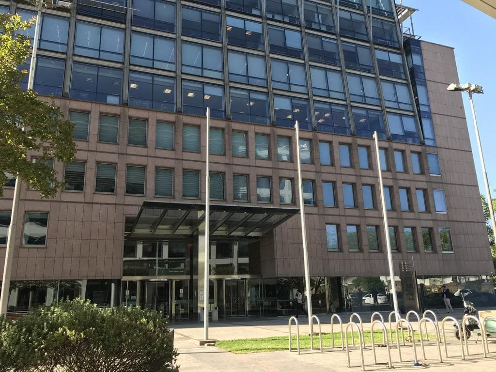 Oficina en Alquiler - Edificio Puerto Leon 5