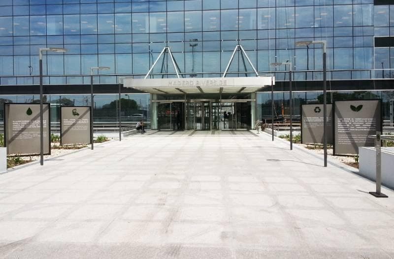 Edificio Madero Riverside 784 m² en Alquiler 2