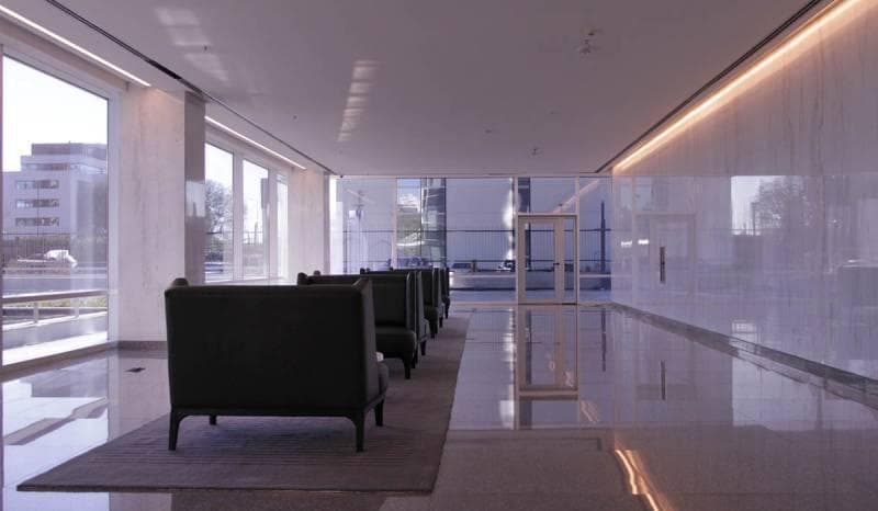Edificio Madero Riverside 784 m² en Alquiler 3