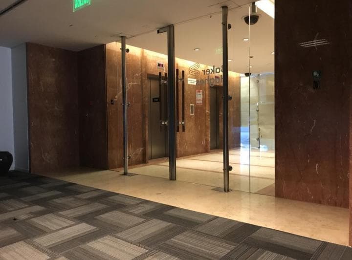 Oficina en alquiler -Edificio Puerto Leon 5