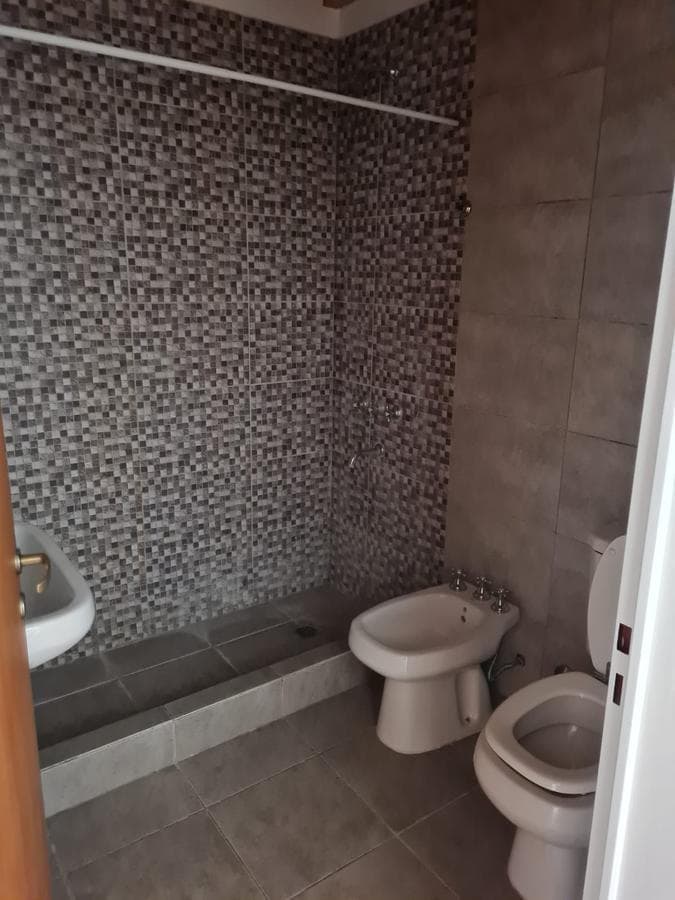 Departamento Tres Ambientes en Alquiler Lujan 5