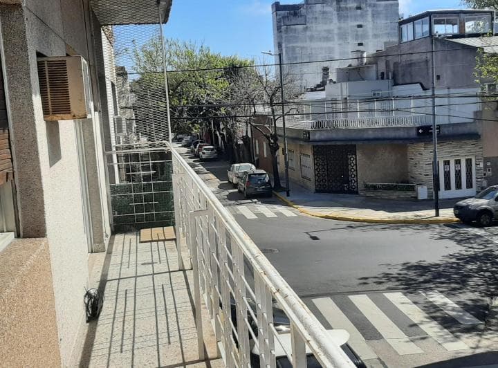 3 AMB PH AL FRENTE 1° PISO POR ESCALERA SIN EXPENSAS 3