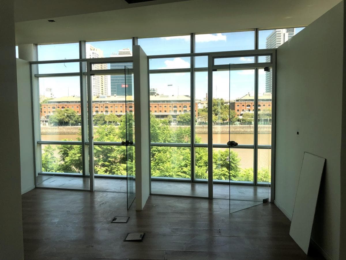 Oficina El Alquiler, con 2 Cocheras y Vista Abierta Al Dique 4