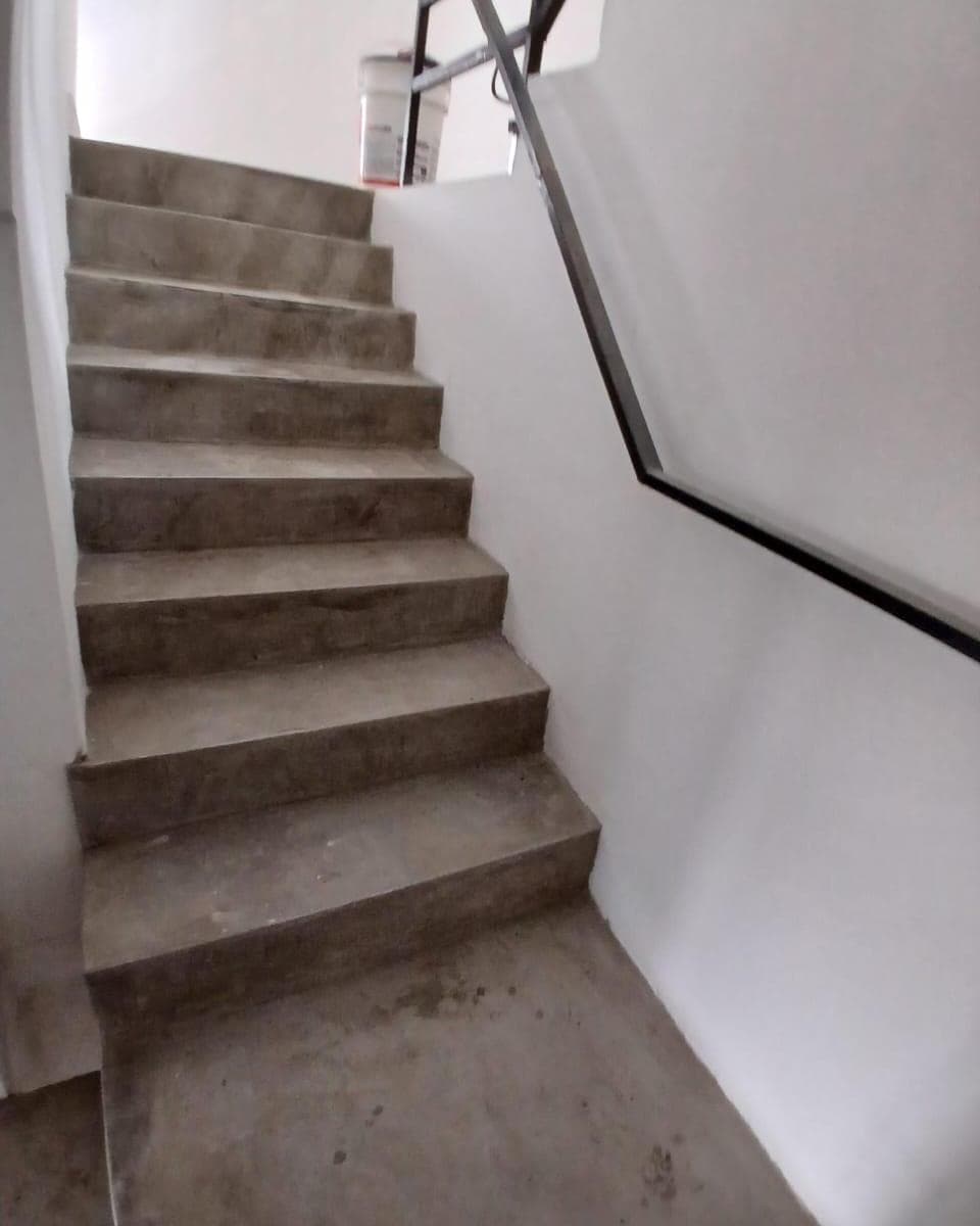 Tríplex de 4 Ambientes en Venta en Munro. 1