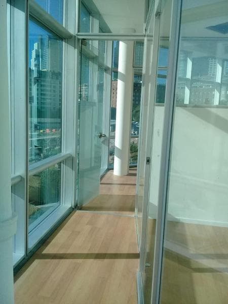 Oficina en Puerto Madero 1