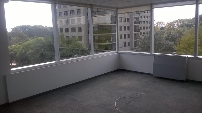 Oficina en Puerto Madero 1