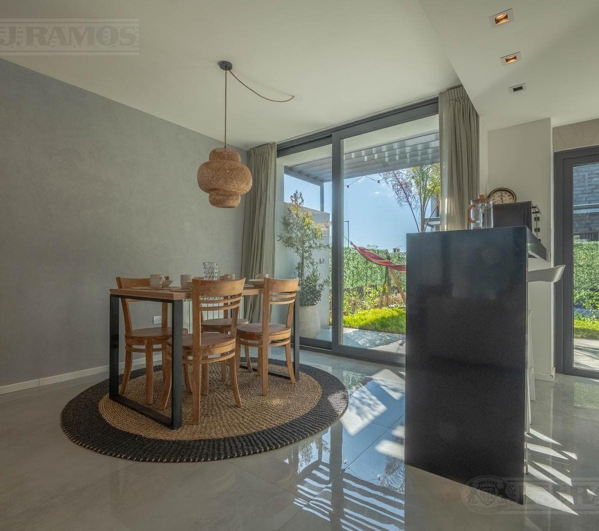A Estrenar Casas de 127 m² Cubiertos en Sunny - Tigre 2