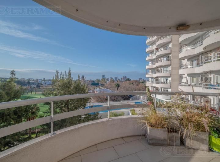 Departamento en venta en Nordelta 4