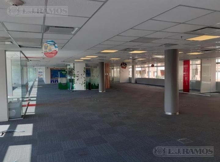 Alquiler de oficina de 320 m2 en Puerto Madero 4