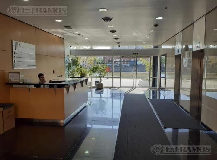 Alquiler de oficina de 320 m2 en Puerto Madero 2