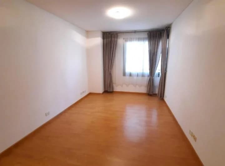 4 ambientes, full amenities, cochera cubierta, puerto Madero. 5