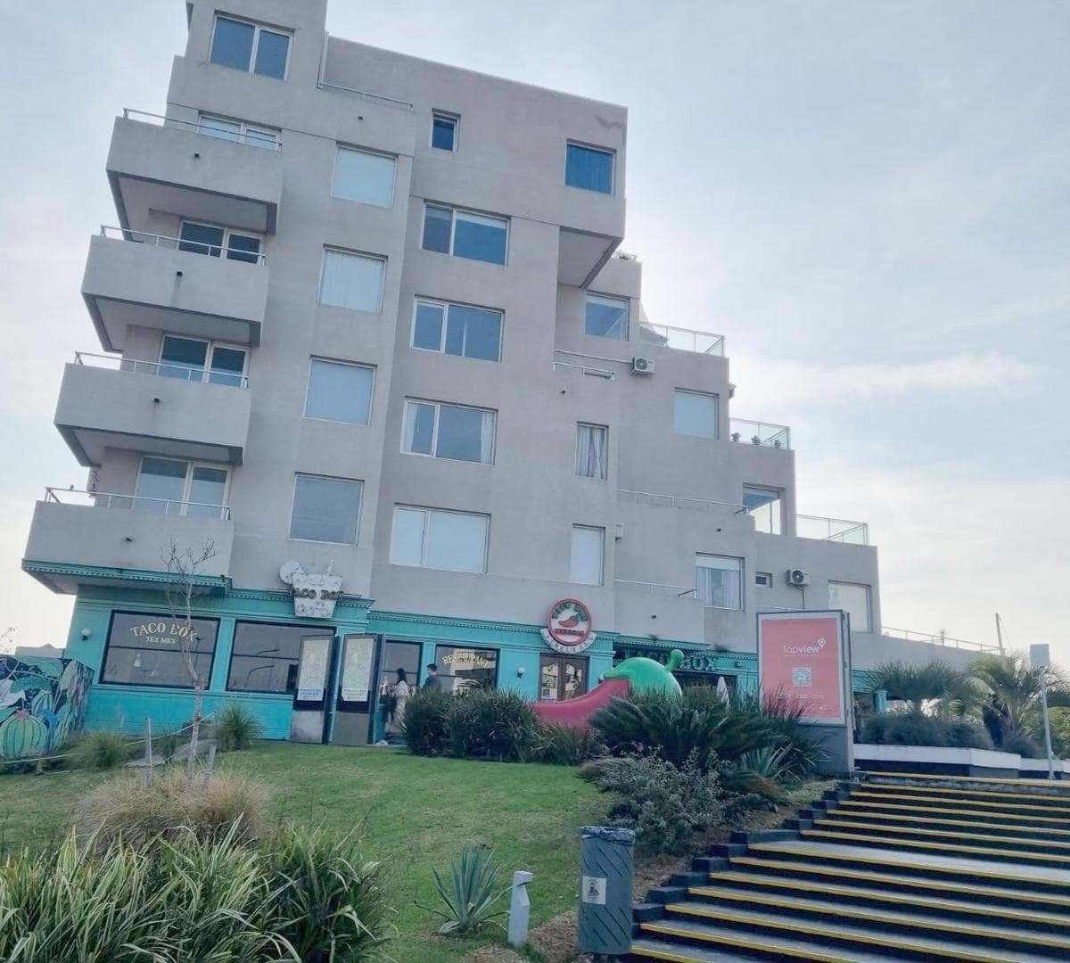 Depto Apto Profesional de 2 Ambientes. Balcon. Bahia. Calle. 4