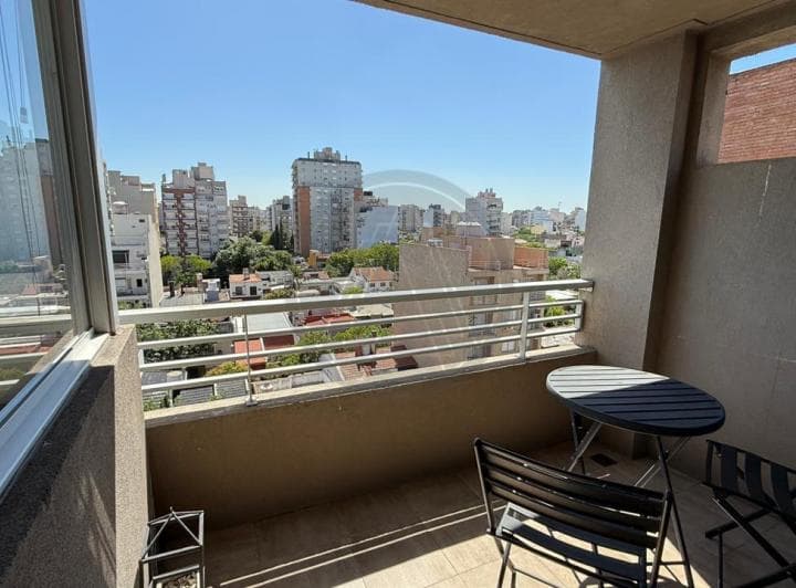 Departamento semipiso de 2 ambientes con cochera en alquiler temporal - Villa Pueyrredon 3