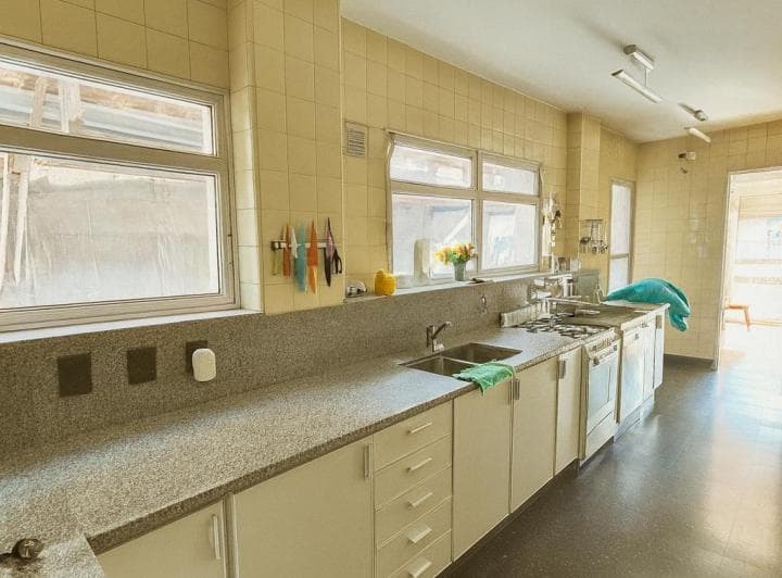 5 ambientes en Recoleta amoblado con balcon  5