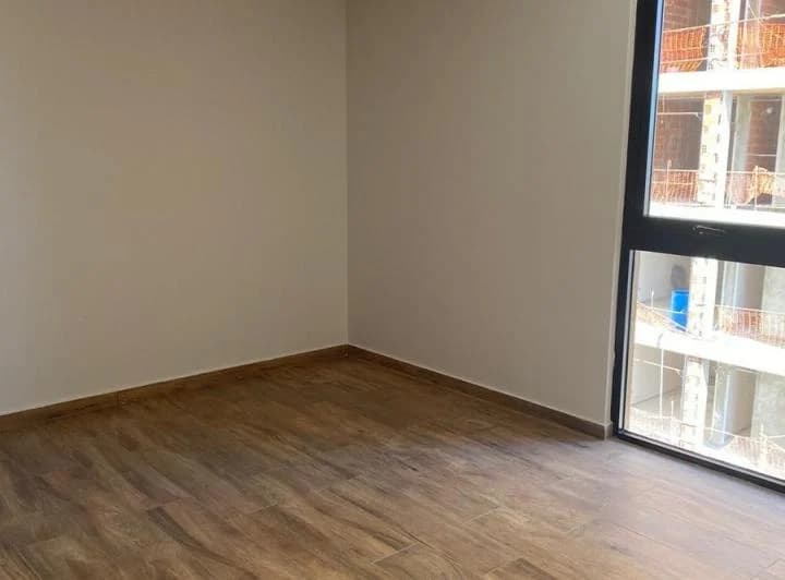 Departamento en Alquiler de 1 dorm con cochera 2