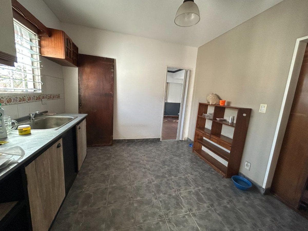 Venta PH 3amb Primer Piso, en Saenz Peña 3