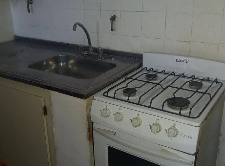 ALQUILER DEPARTAMENTO DUPLEX POR ESCALERA ALBERDI 4