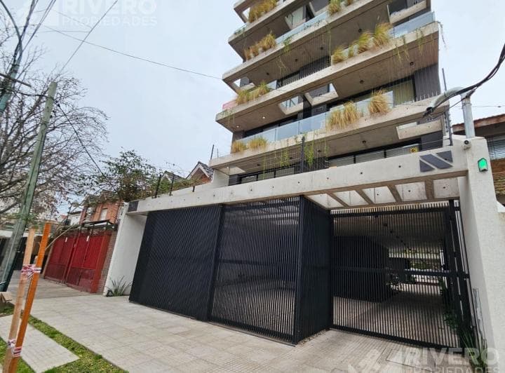 DEPARTAMENTO EN ALQUILER EN MORON SUR - 2 AMBIENTES 2