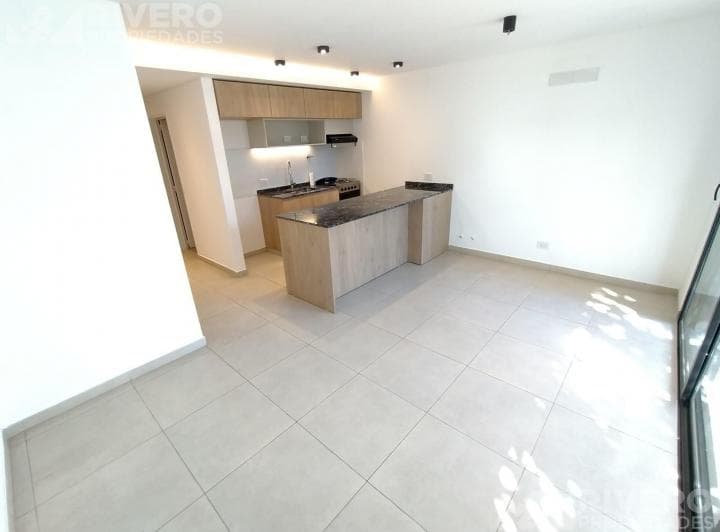 DEPARTAMENTO EN ALQUILER EN MORON SUR - 2 AMBIENTES 3