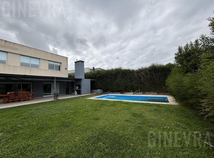 Casa en Venta en Los Lagos Nordelta 5