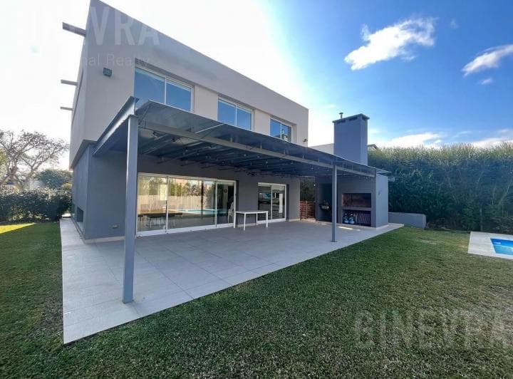Casa en Venta en Los Lagos Nordelta 2