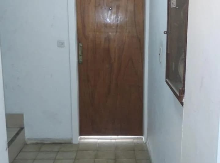 EXCELENTE SEMIPISO EN ALQUILER  2