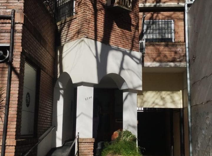 EXCELENTE SEMIPISO EN ALQUILER  1