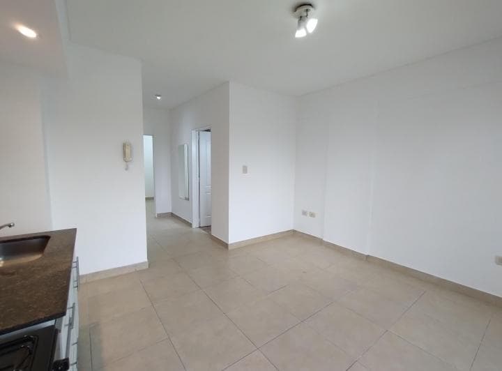 Depto 2 Amb Alquiler Liniers Con Balcon Al Fte - Av Rivadavia y Tuyu 5