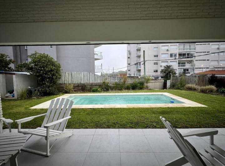 Alquiler de temporada! A pasos de playa mansa 1