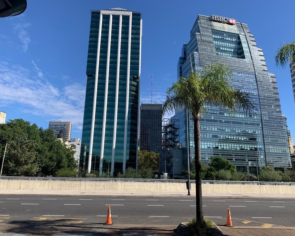 Local en Av, con 14 m de Frente, Ideal Servicios 1