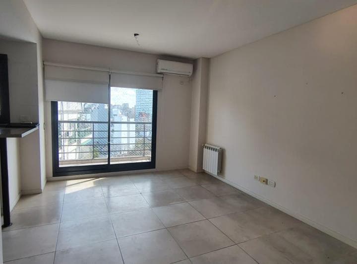 Alquiler Departamento 2 ambientes con cochera en Parque Chacabuco 2