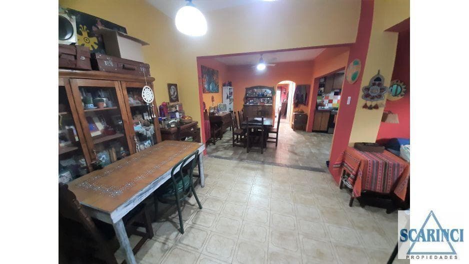 Casa de 4 Ambientes Sobre Lote Propio 1
