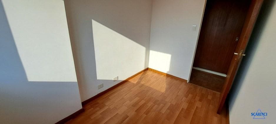 Venta Departamento de 3 Amb. con Balcón Al Frente Stos Lugares. 5