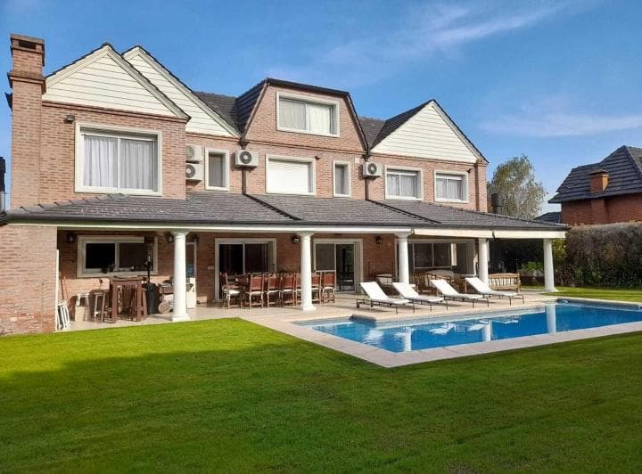 Casa Chalet  en Alq. Temporario en La Colina, Don Torcuato, Tigre 1