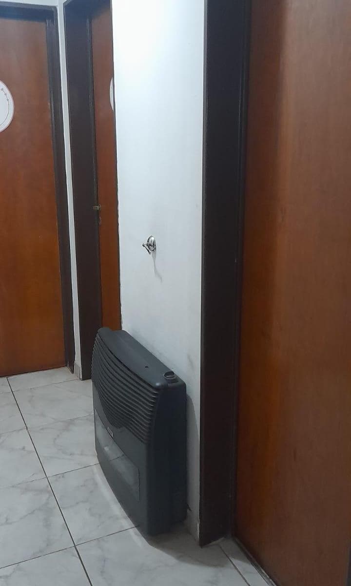 Vendo Casa 4 Dorm. B° Poeta Lugones. 3