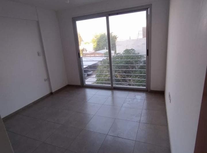 Depto de Mas de 50m2!! Colon esq Castex MUY AMPLIO, Funcional _ cASI nuEVO 2