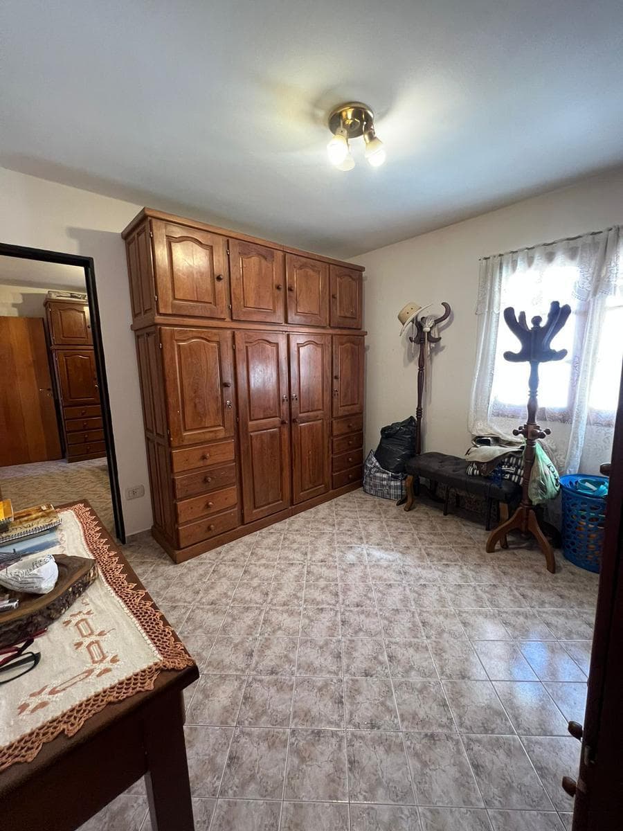 Excelente Casa en Pa Barrio Cerro Chico! 3 Dorm 4 Cocheras, Escritorio, Impecable! 3
