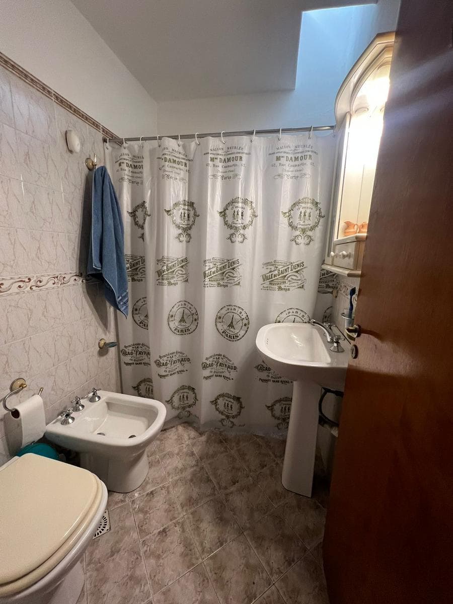 Excelente Casa en Pa Barrio Cerro Chico! 3 Dorm 4 Cocheras, Escritorio, Impecable! 2