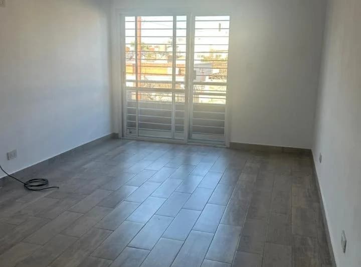 Departamento 2 ambientes con cochera 3