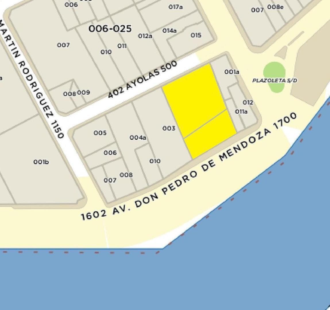 Unico Lote Techado de 2400 m² Sobre Av Pedro de Mendoza 2