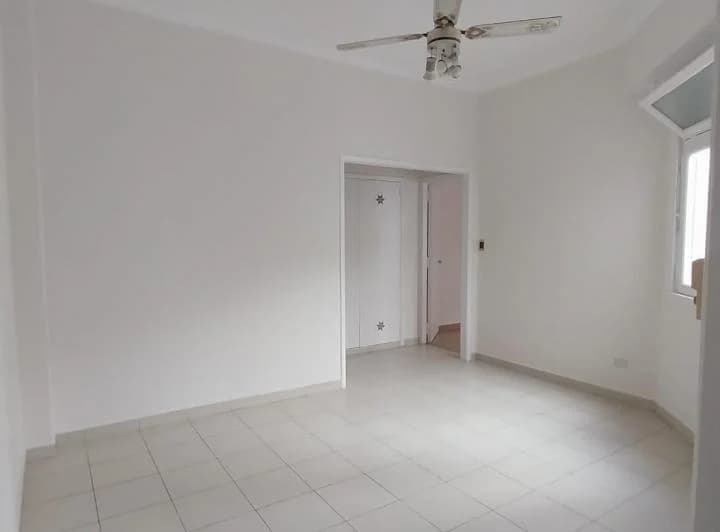 Departamento tipo PH 2 ambientes muy luminoso, precio incluye expensas, aysa y Agip 3