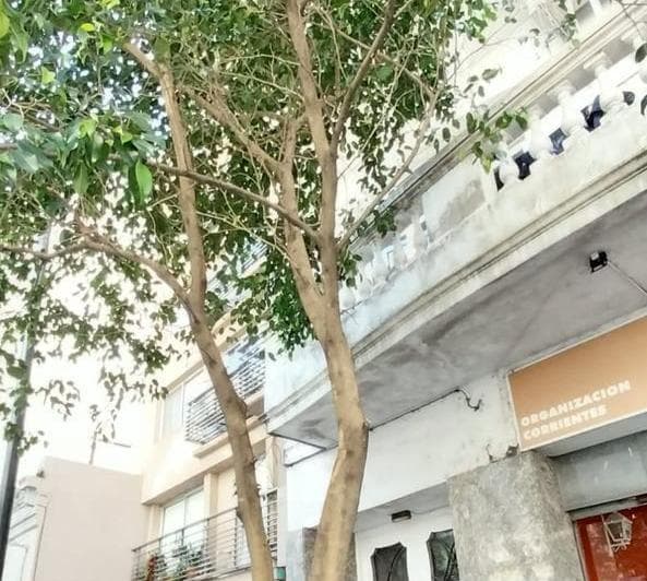 Departamento tipo PH 2 ambientes muy luminoso, precio incluye expensas, aysa y Agip 2