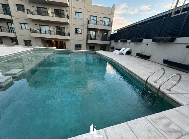 OPENHOUSE alquila hermoso departamento de categoría en Torres del Marqués. 4