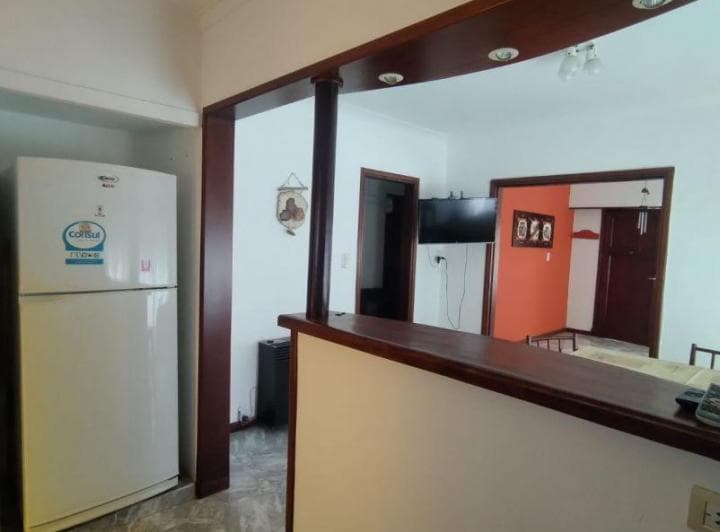 Casa 3 ambientes. | Calle 28 al 300 4
