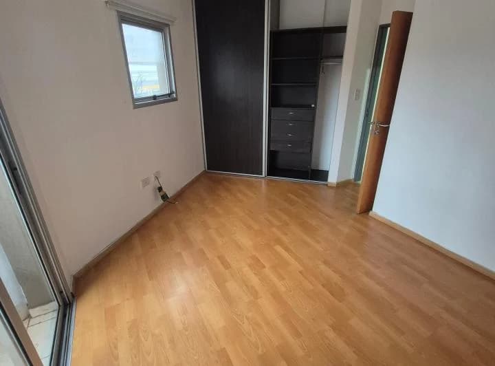 ALQUILER DIAG 74 e/ 6 Y PLAZA ITALIA 1 DORM$ 480.000 4