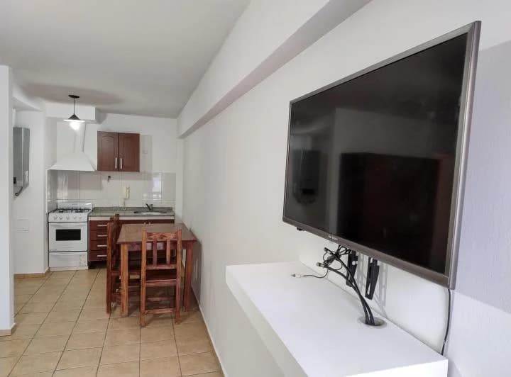 ALQUILO DEPARTAMENTO CON MUEBLES y ELECTRODOMÉSTICOS - CIUDAD DE MENDOZA 4