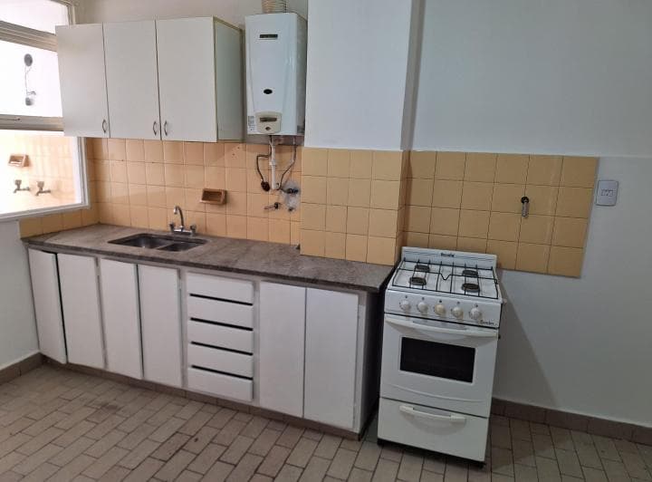 ALQUILO DEPARTAMENTO 3 DORMITORIOS - 2 BAÑOS - COCHERA - SEGURIDAD 24 HS. 3